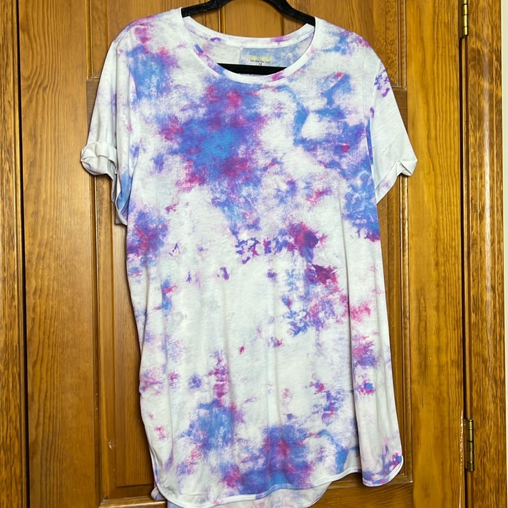 Women’s Tie-Dye Short Sleeve Tee - White with Blue & Pink